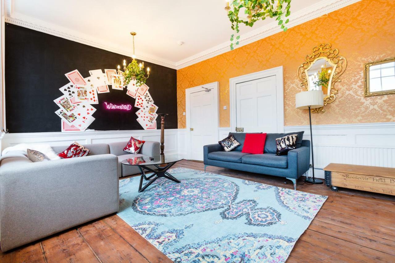 The Wonderland Townhouse - Alice In Wonderland 7Bdr Home Бат Экстерьер фото