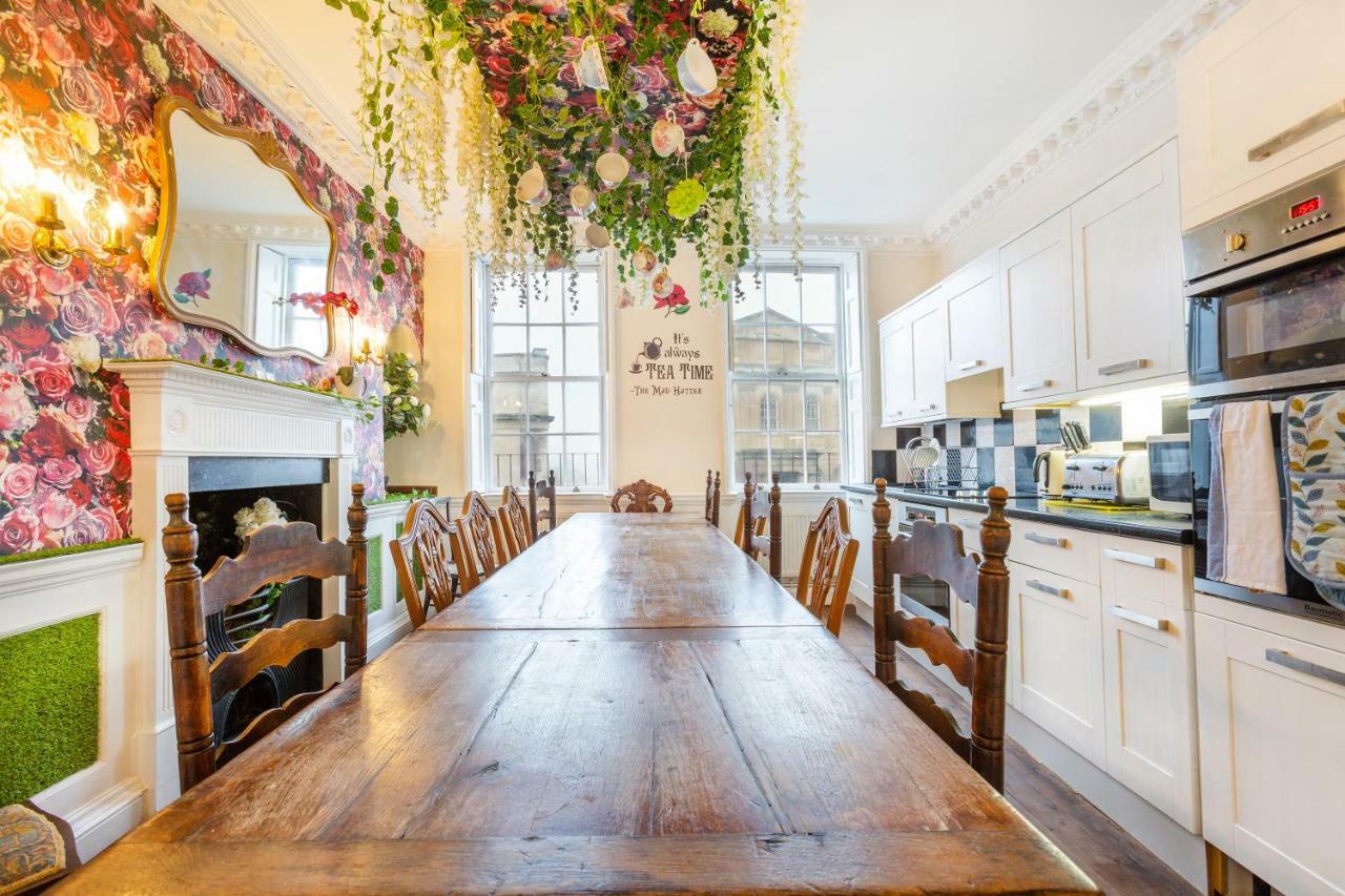 The Wonderland Townhouse - Alice In Wonderland 7Bdr Home Бат Экстерьер фото